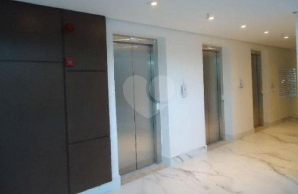 SALA COMERCIAL A VENDA - 35M2 E 1 VAGA DE GARAGEM - EM SANTANA
