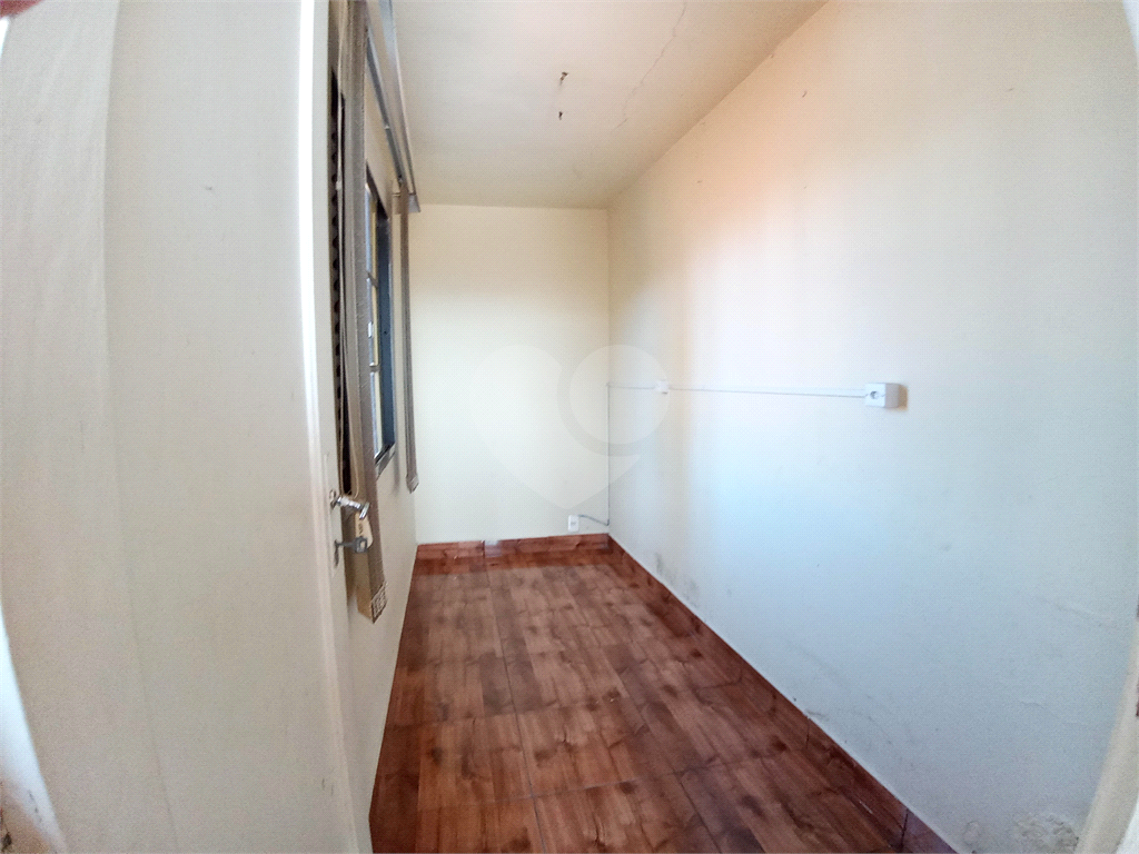 Prédio Inteiro à venda, 1800m² - Foto 2