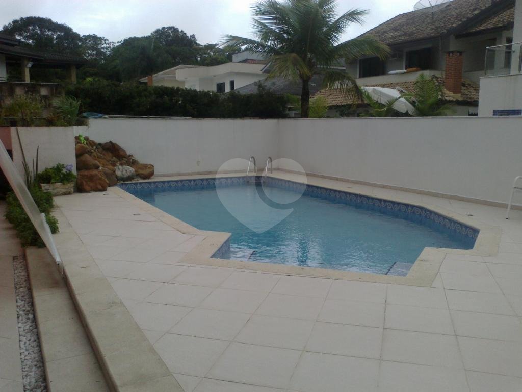 SOBRADO em ENSEADA
