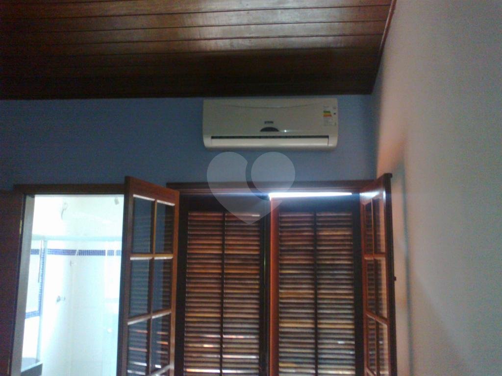 SOBRADO em ENSEADA