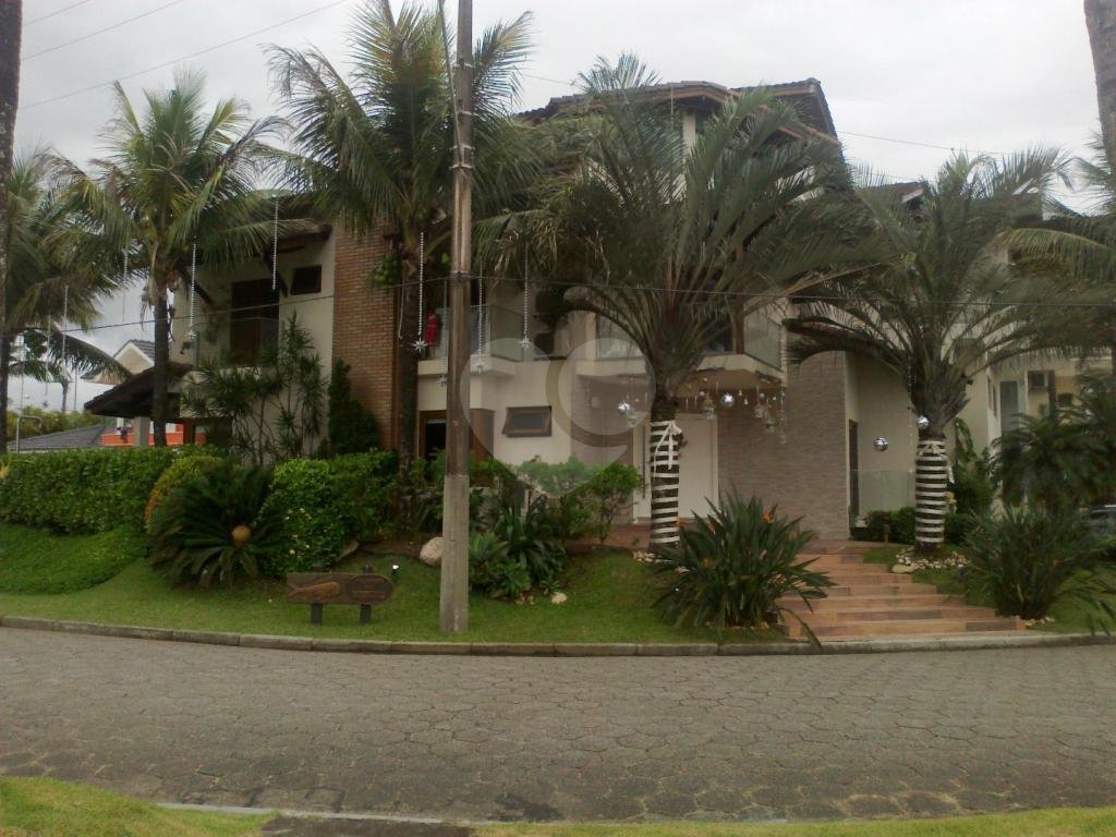 SOBRADO em ENSEADA
