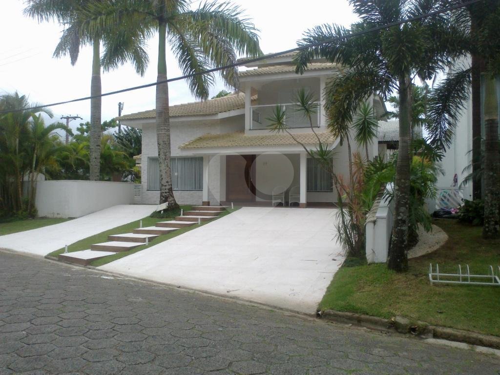 SOBRADO em ENSEADA