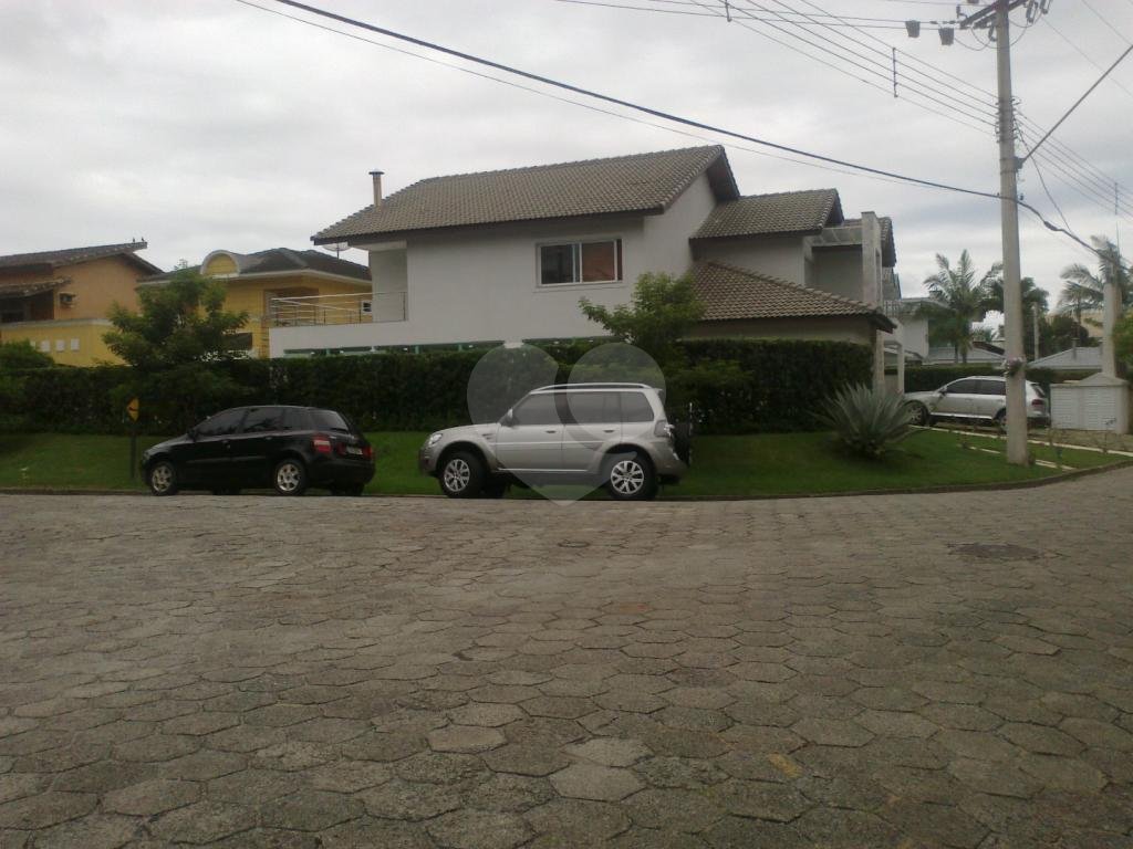 SOBRADO em ENSEADA