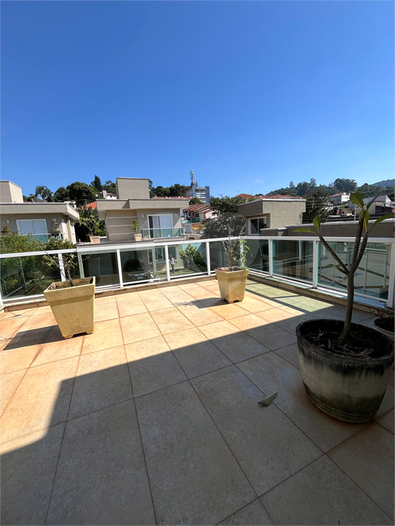 Condomínio Alta Padrão