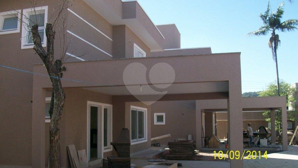 Condomínio Alta Padrão