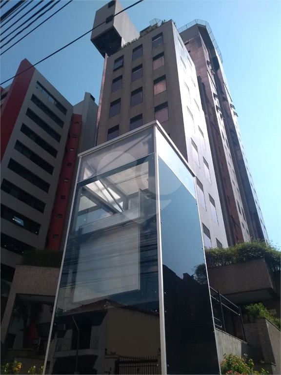 Sala comercial em Santana, a poucos metros do Metrô