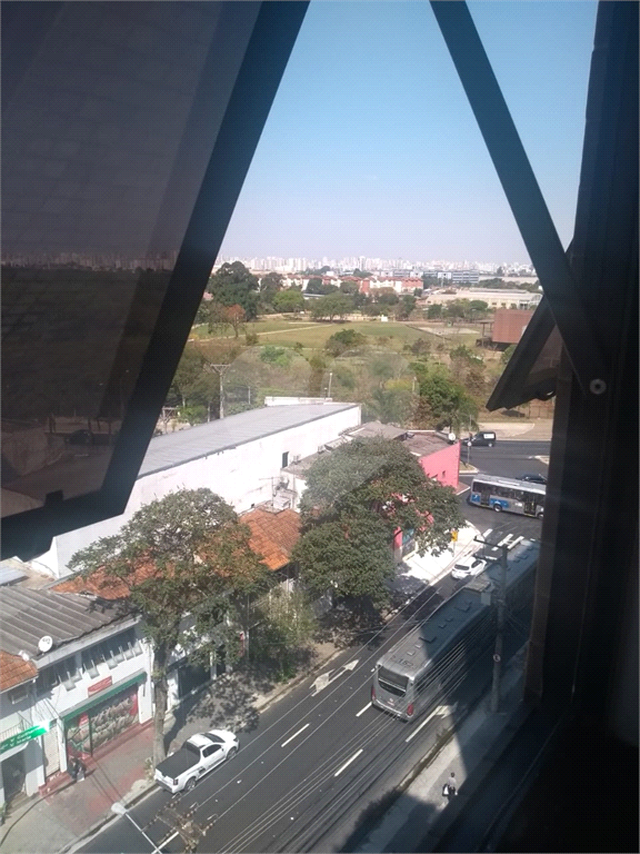 Sala comercial em Santana, a poucos metros do Metrô