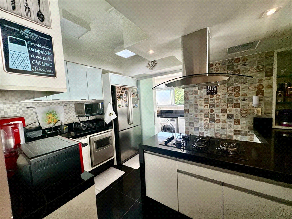 Cobertura à venda com 3 quartos, 247m² - Foto 18