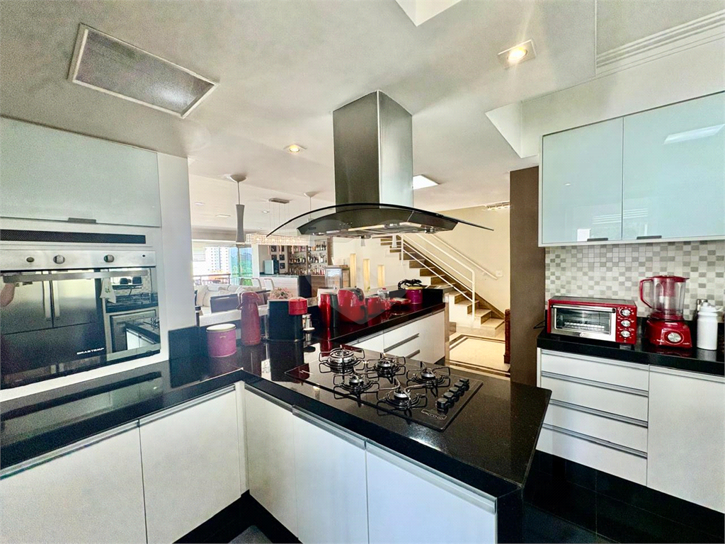 Cobertura à venda com 3 quartos, 247m² - Foto 17