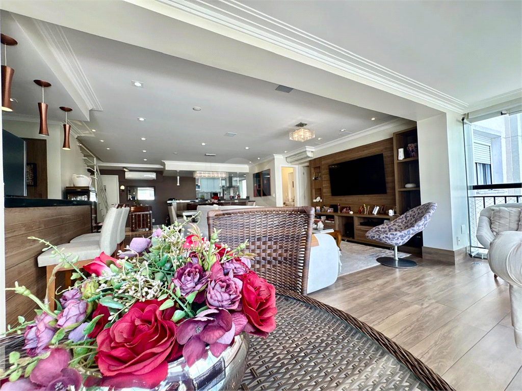 Cobertura à venda com 3 quartos, 247m² - Foto 29