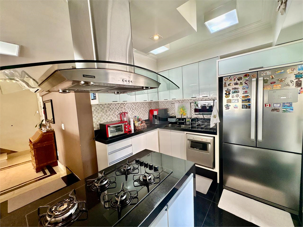 Cobertura à venda com 3 quartos, 247m² - Foto 15