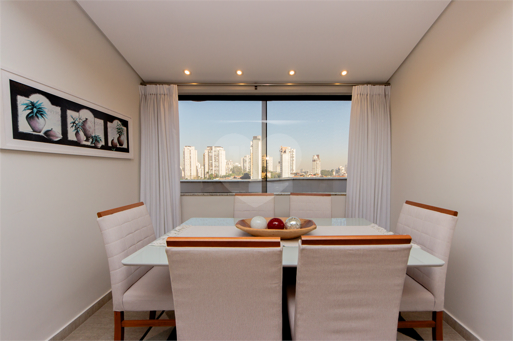COBERTURA DUPLEX À VENDA OU LOCAÇÃO | 227 M² | MOBILIADA | 4 DORMITÓRIOS (1 SUÍTE) | 3 VAGAS EM SANTANA!