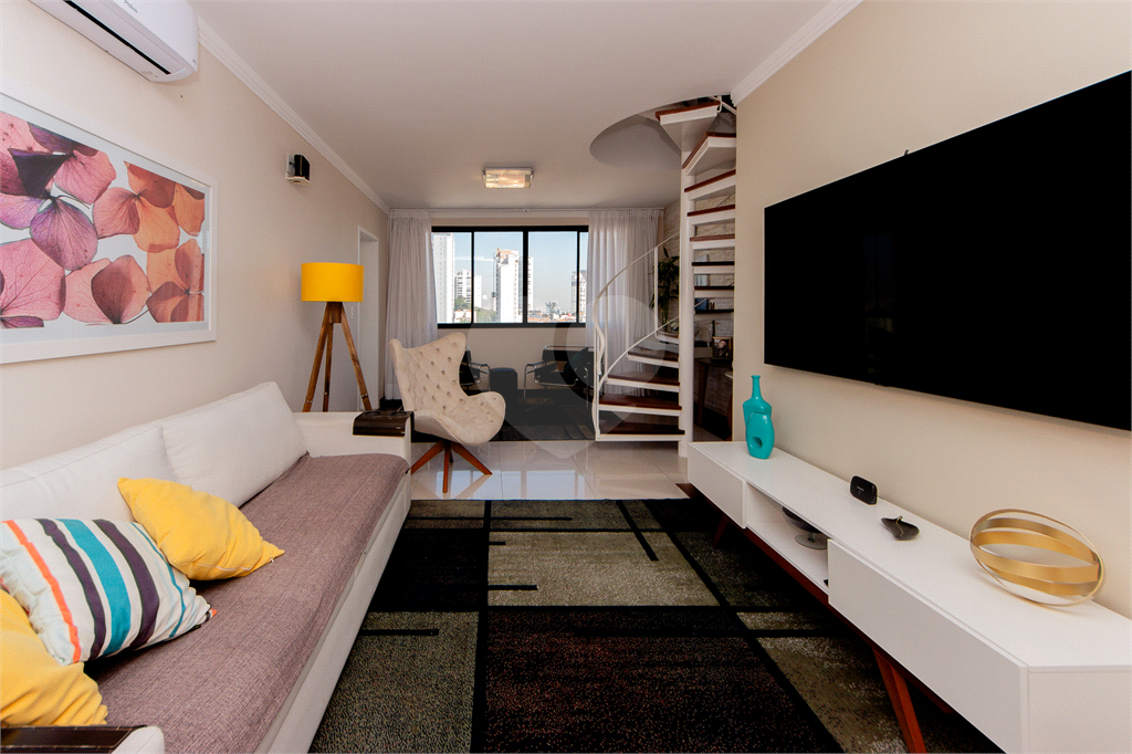 COBERTURA DUPLEX À VENDA OU LOCAÇÃO | 227 M² | MOBILIADA | 4 DORMITÓRIOS (1 SUÍTE) | 3 VAGAS EM SANTANA!