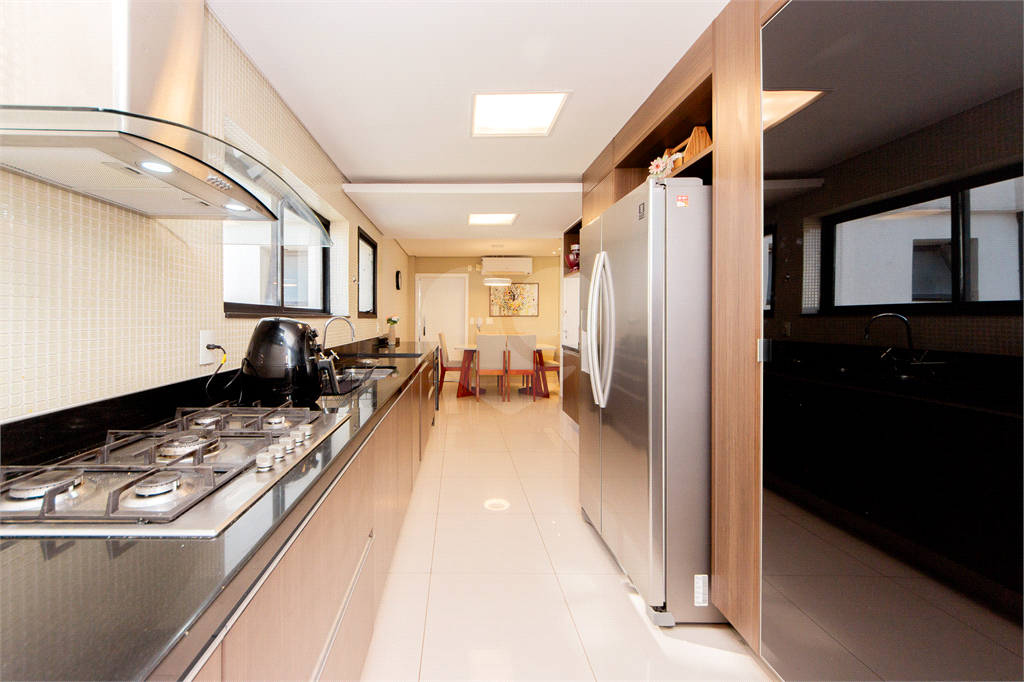 COBERTURA DUPLEX À VENDA OU LOCAÇÃO | 227 M² | MOBILIADA | 4 DORMITÓRIOS (1 SUÍTE) | 3 VAGAS EM SANTANA!