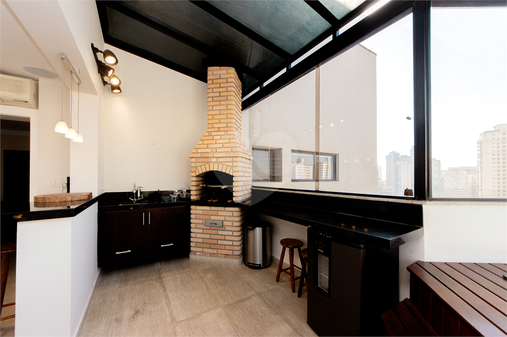 COBERTURA DUPLEX À VENDA OU LOCAÇÃO | 227 M² | MOBILIADA | 4 DORMITÓRIOS (1 SUÍTE) | 3 VAGAS EM SANTANA!
