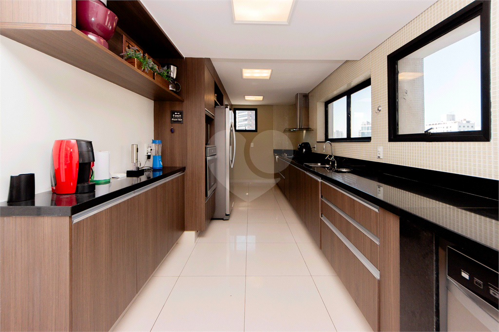 COBERTURA DUPLEX À VENDA OU LOCAÇÃO | 227 M² | MOBILIADA | 4 DORMITÓRIOS (1 SUÍTE) | 3 VAGAS EM SANTANA!