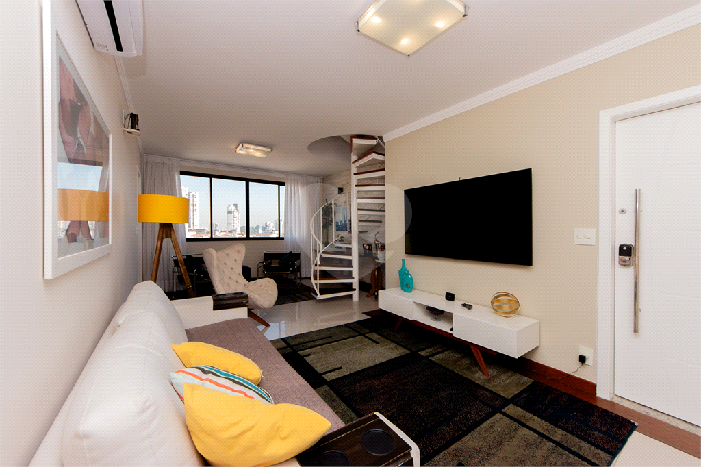 COBERTURA DUPLEX À VENDA OU LOCAÇÃO | 227 M² | MOBILIADA | 4 DORMITÓRIOS (1 SUÍTE) | 3 VAGAS EM SANTANA!