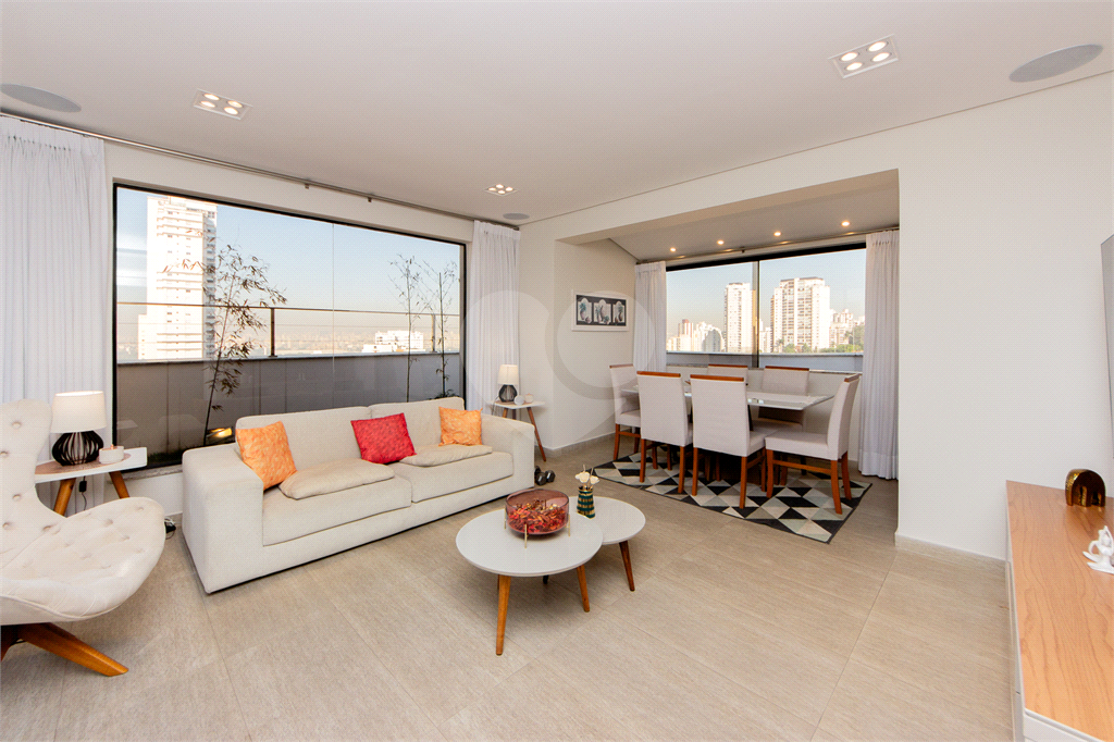 COBERTURA DUPLEX À VENDA OU LOCAÇÃO | 227 M² | MOBILIADA | 4 DORMITÓRIOS (1 SUÍTE) | 3 VAGAS EM SANTANA!