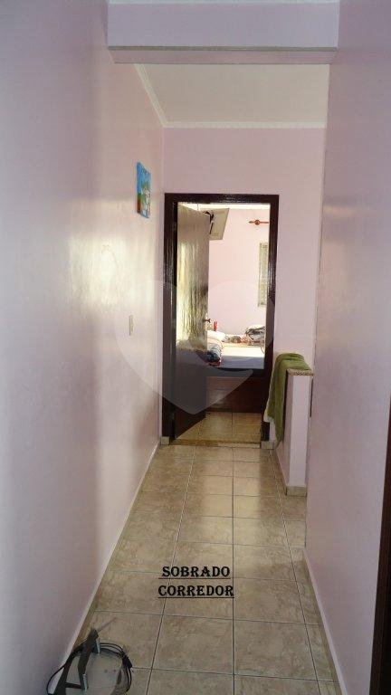 Sobrado à venda com 2 quartos, 200m² - Foto 9