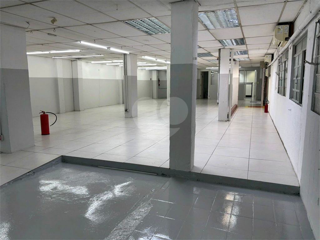 Sobrado para venda e locação com 800 metros no bairro de Santana em São Paulo