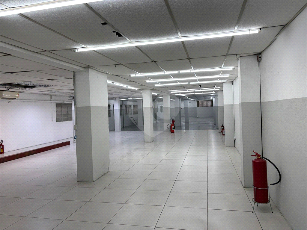 Sobrado para venda e locação com 800 metros no bairro de Santana em São Paulo