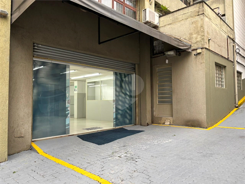 Sobrado para venda e locação com 800 metros no bairro de Santana em São Paulo