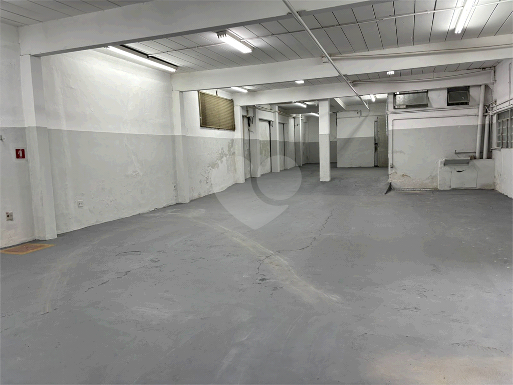 Sobrado para venda e locação com 800 metros no bairro de Santana em São Paulo