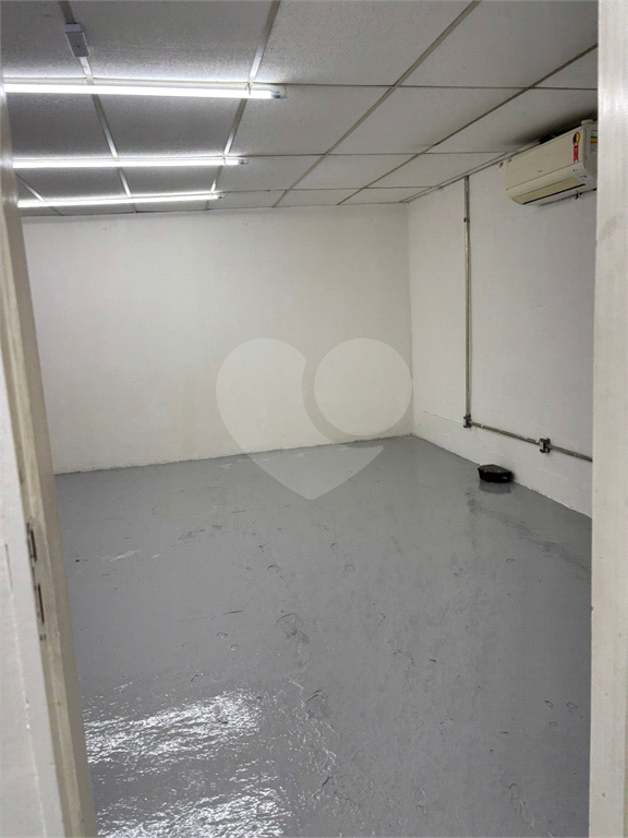 Sobrado para venda e locação com 800 metros no bairro de Santana em São Paulo