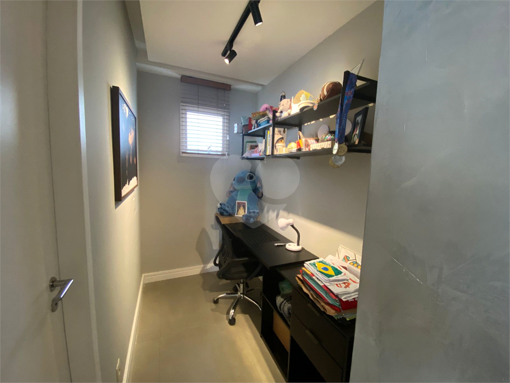 APARTAMENTO em SANTANA