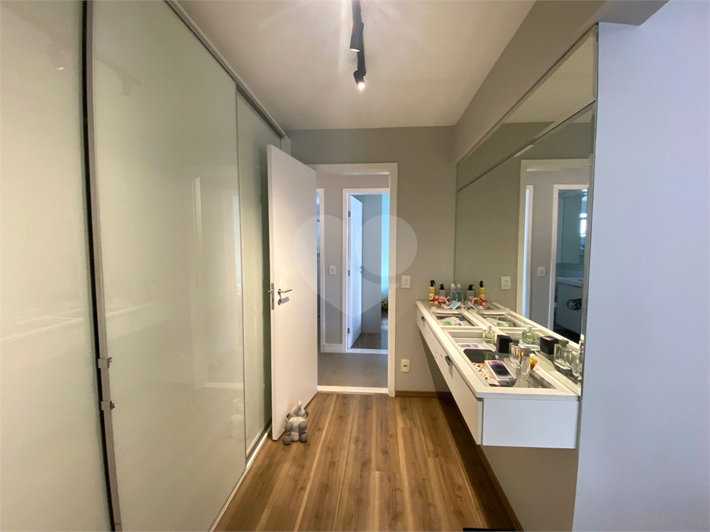 APARTAMENTO em SANTANA