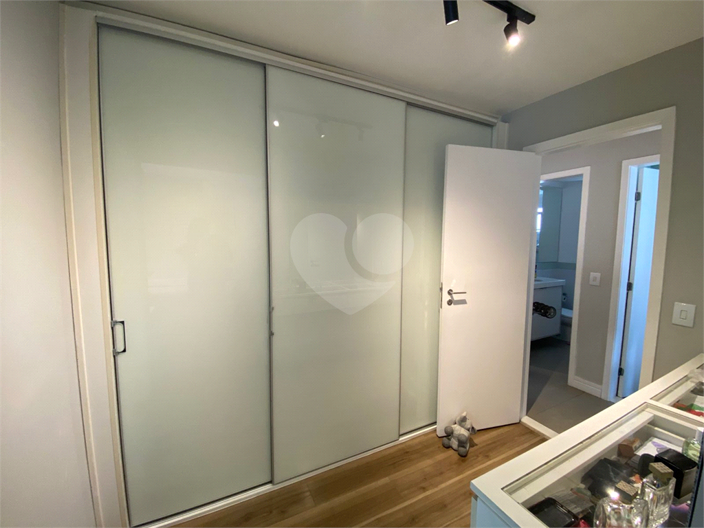 APARTAMENTO em SANTANA