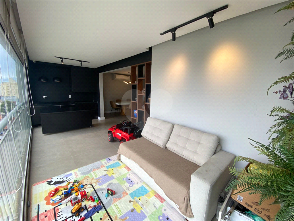 APARTAMENTO em SANTANA