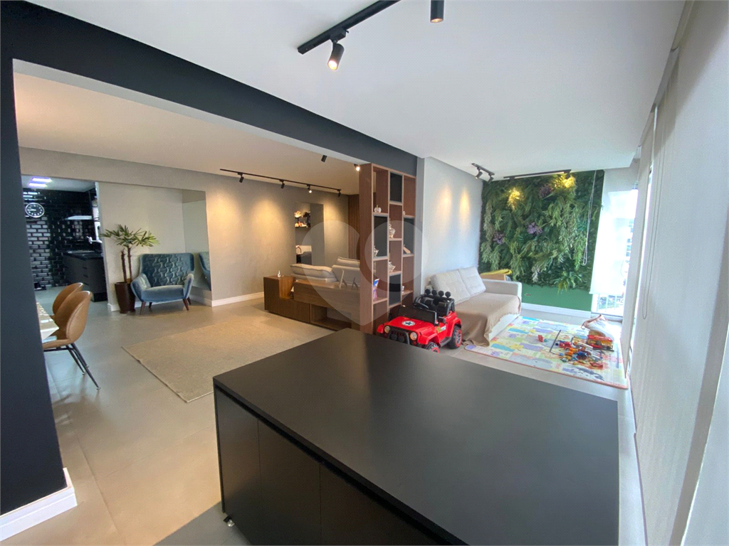APARTAMENTO em SANTANA