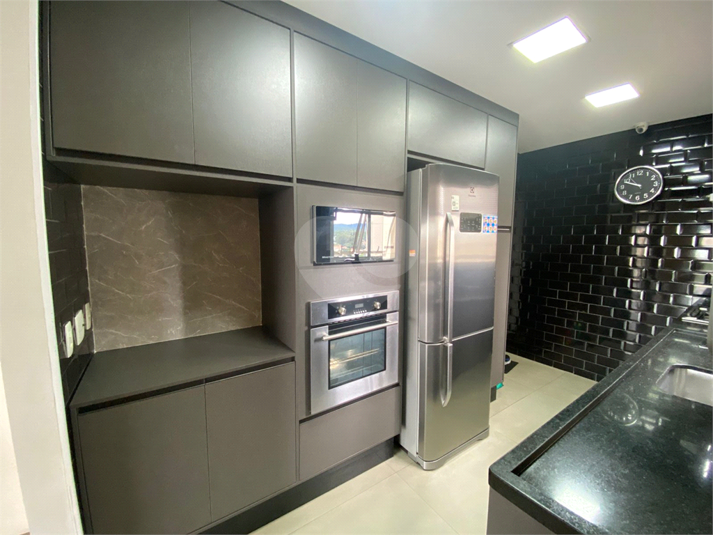 APARTAMENTO em SANTANA