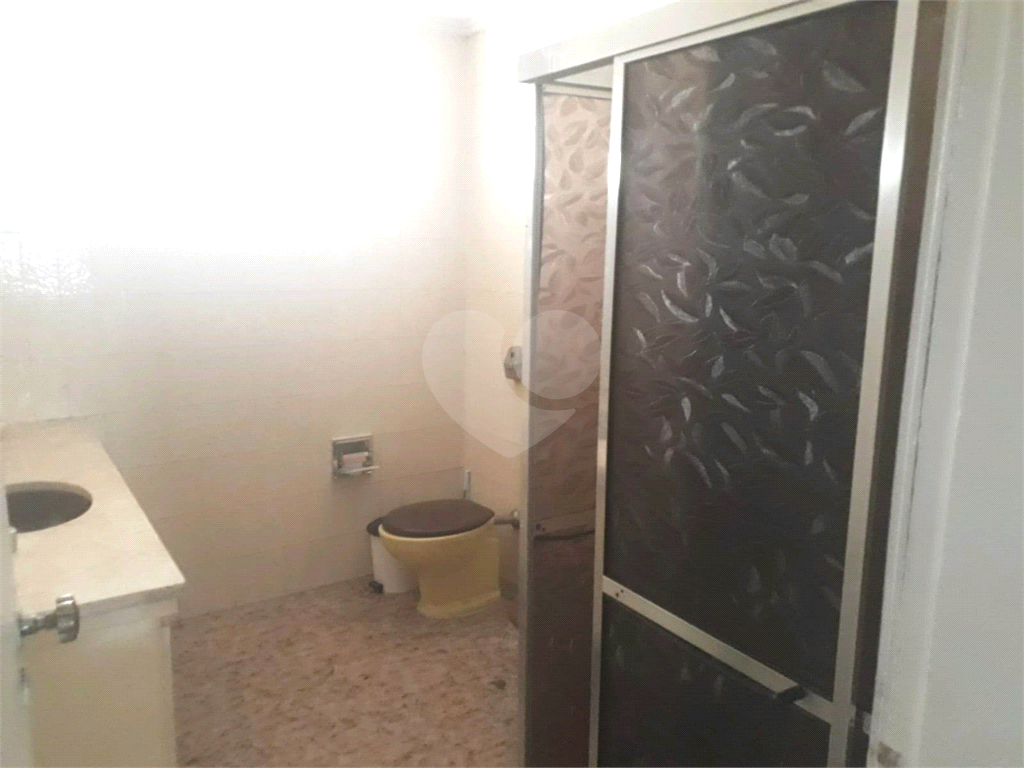 Prédio comercial ou residencial em Santana