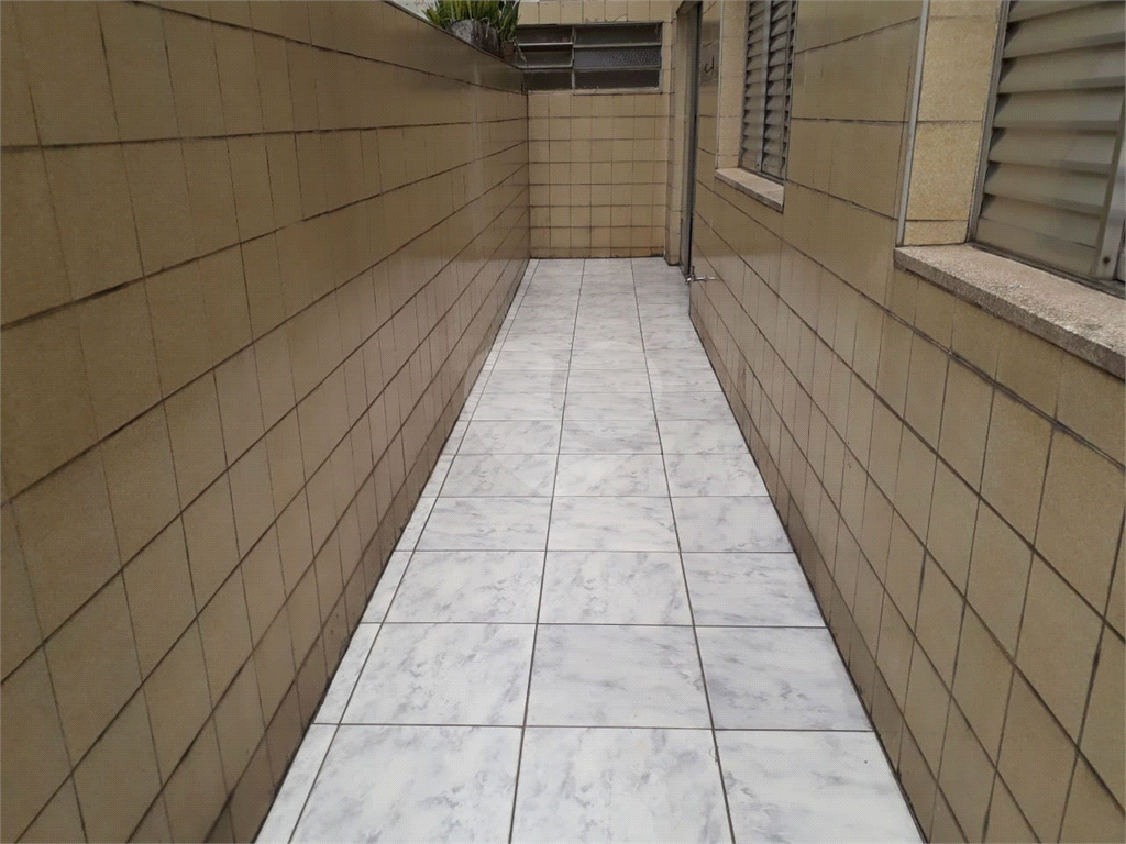 Prédio comercial ou residencial em Santana