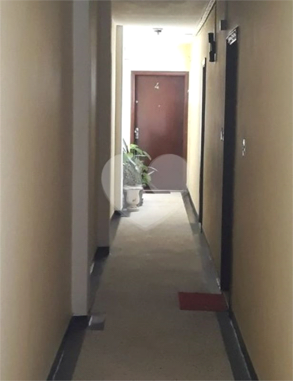 Prédio comercial ou residencial em Santana