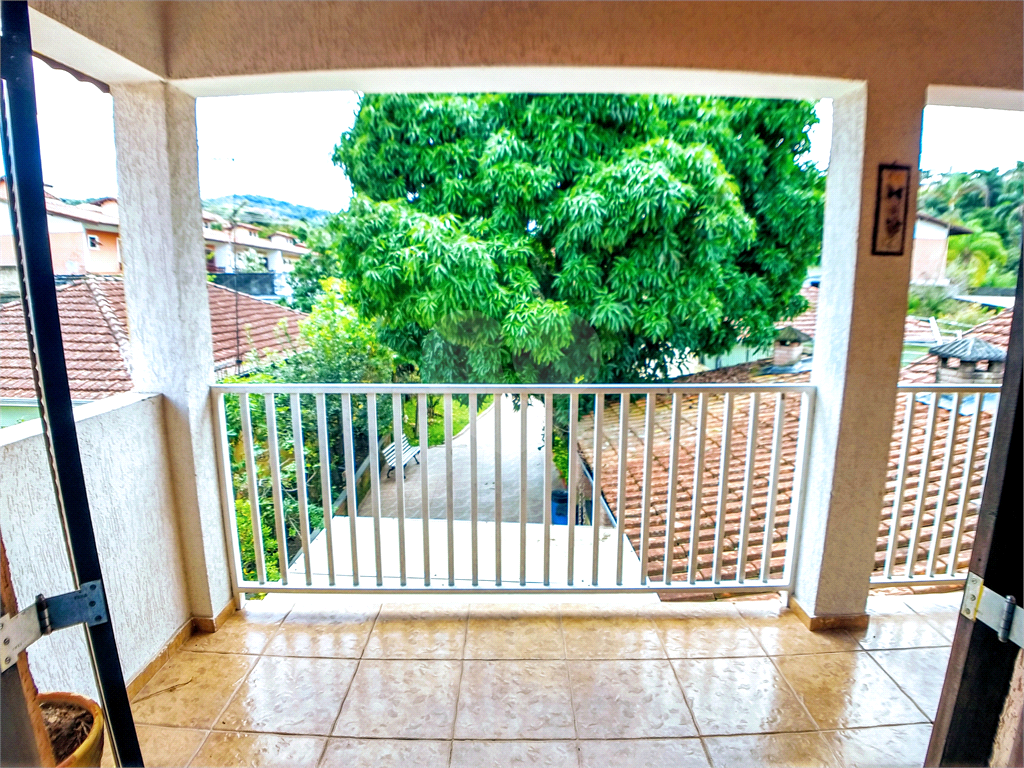 Magnífico sobrado no Horto Florestal, muito quintal com lazer e cômodos muito amplos!