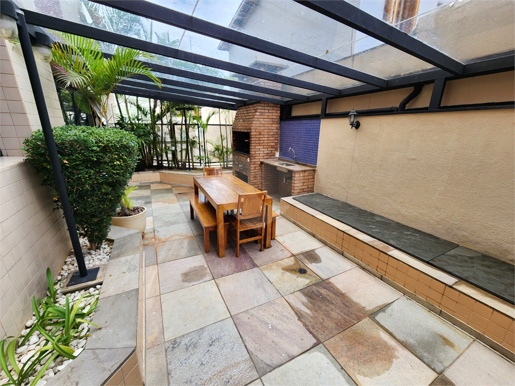 APARTAMENTO em ÁGUA FRIA