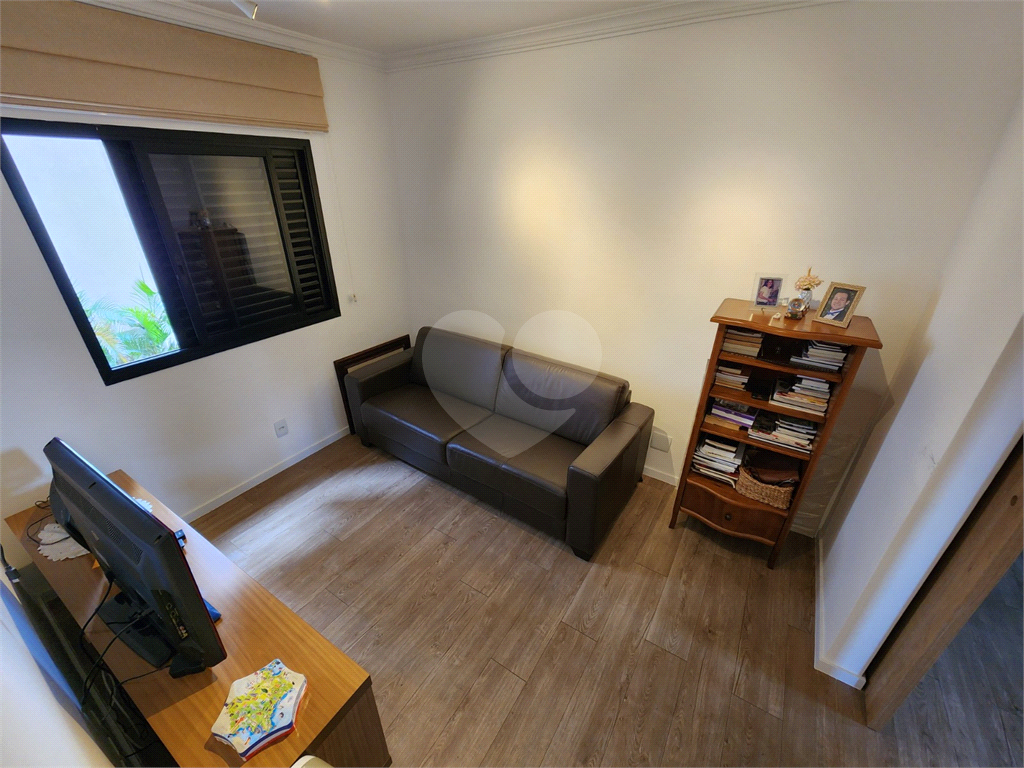 APARTAMENTO em ÁGUA FRIA