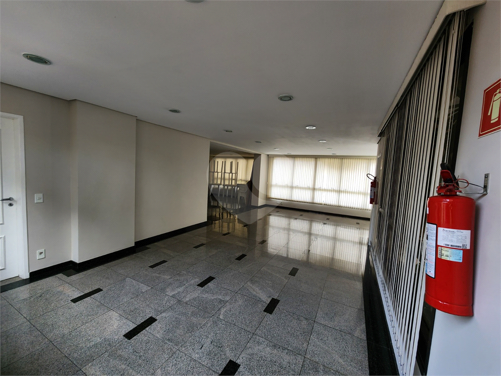 APARTAMENTO em ÁGUA FRIA