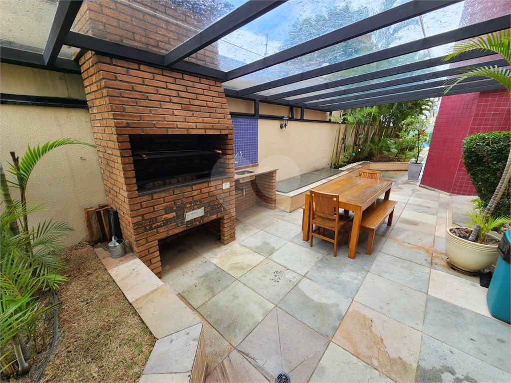 APARTAMENTO em ÁGUA FRIA