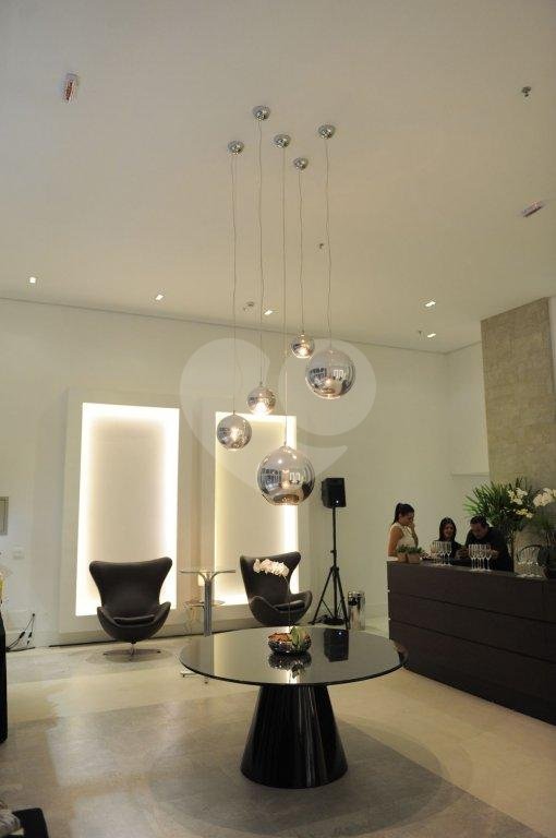Sala Comercial ao lado do metro