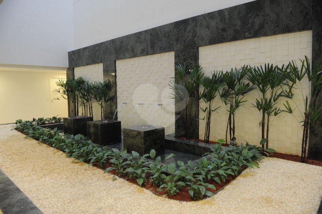Sala Comercial ao lado do metro