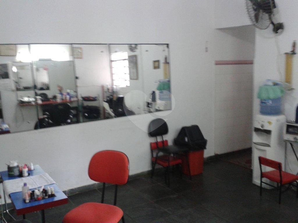 Excelente sobrado bem localizado em Santa Teresinha!