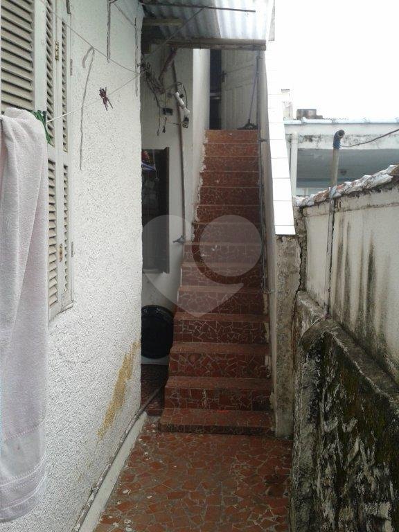 Excelente sobrado bem localizado em Santa Teresinha!