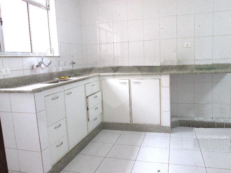 Sobrado à venda com 3 quartos, 150m² - Foto 17