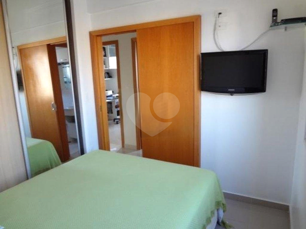 APARTAMENTO em LAUZANE PAULISTA