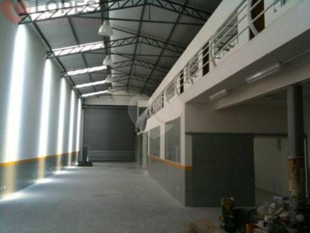 Depósito-Galpão-Armazém à venda, 650m² - Foto 1