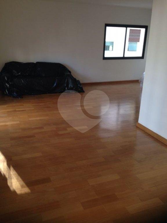 Apartamento à venda com 3 quartos, 171m² - Foto 2